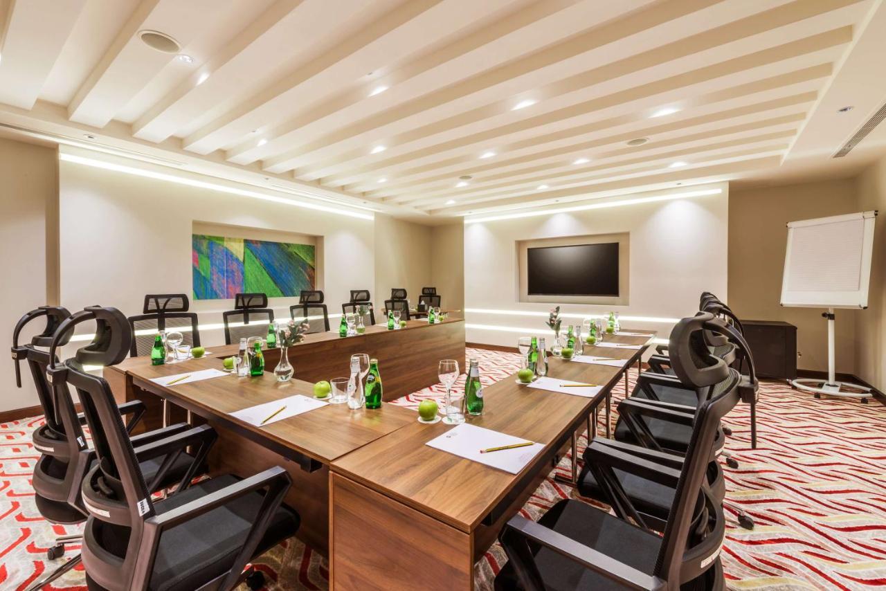 Best Western Plus Al Qurayyat City Center Экстерьер фото