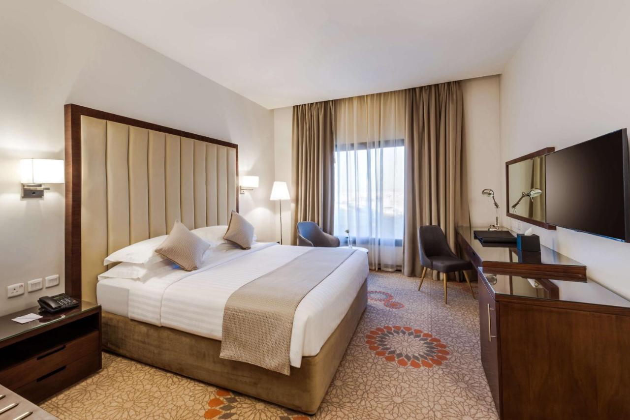 Best Western Plus Al Qurayyat City Center Экстерьер фото