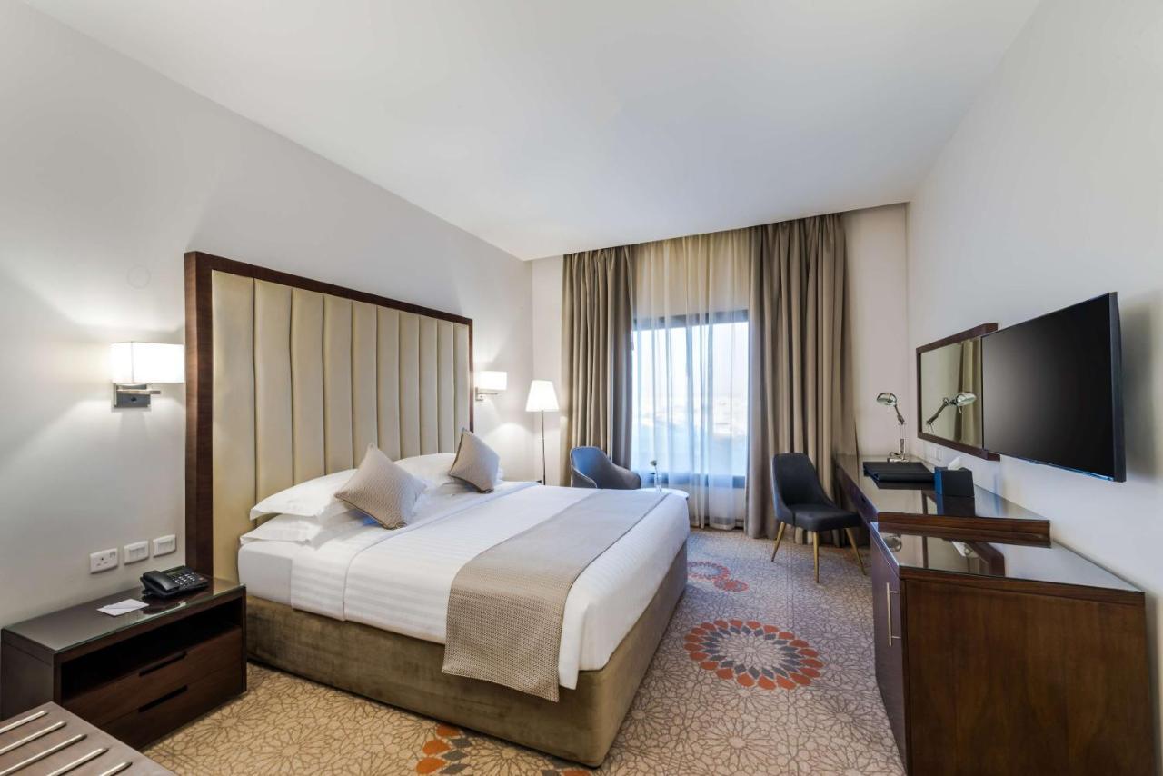 Best Western Plus Al Qurayyat City Center Экстерьер фото